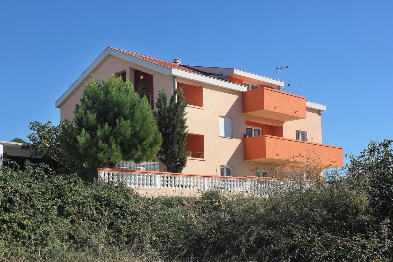 Apartments By The Sea Vlasici, Pag - 9324 Экстерьер фото